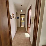 Central Apartment Daire *